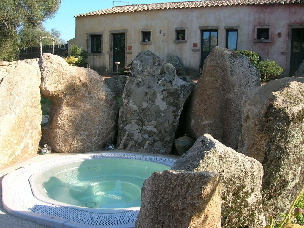 B&B La MeSenda Arzachena Exterior foto